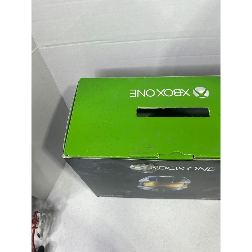 Microsoft Xbox One 500GB Console Halo The Master Chief Collection Box Only